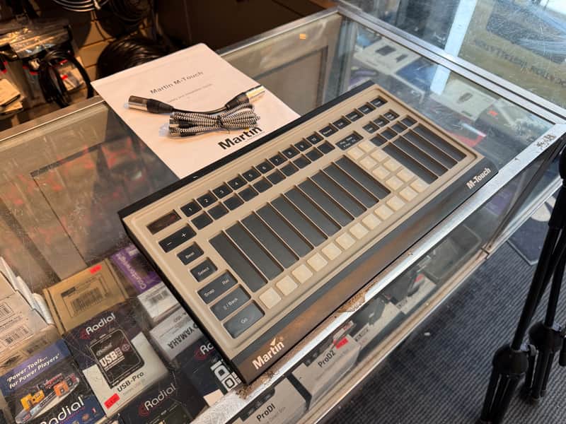 Martin M-Touch (Pre owned - super clean - 30 days warranty) DMX Lighting Control Surface