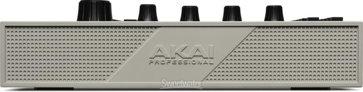 AKAI PRO MPC LIVE III RETRO - Music Production Center