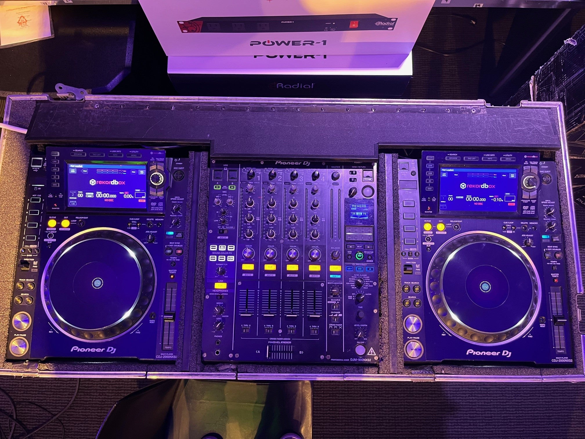 PIONEER KIT (1) DJM900NXSII (2) CDJ-2000NXS11 (1) CASE