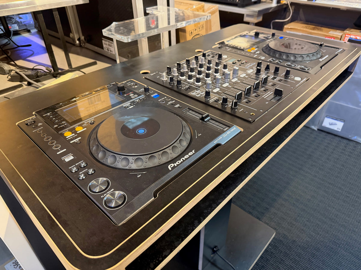 Pioneer KIT (2) CDJ-900 nexus + (1) DJM-750MKII *** ATT : FURNITURE BOOTH NOT INCLUDED ***