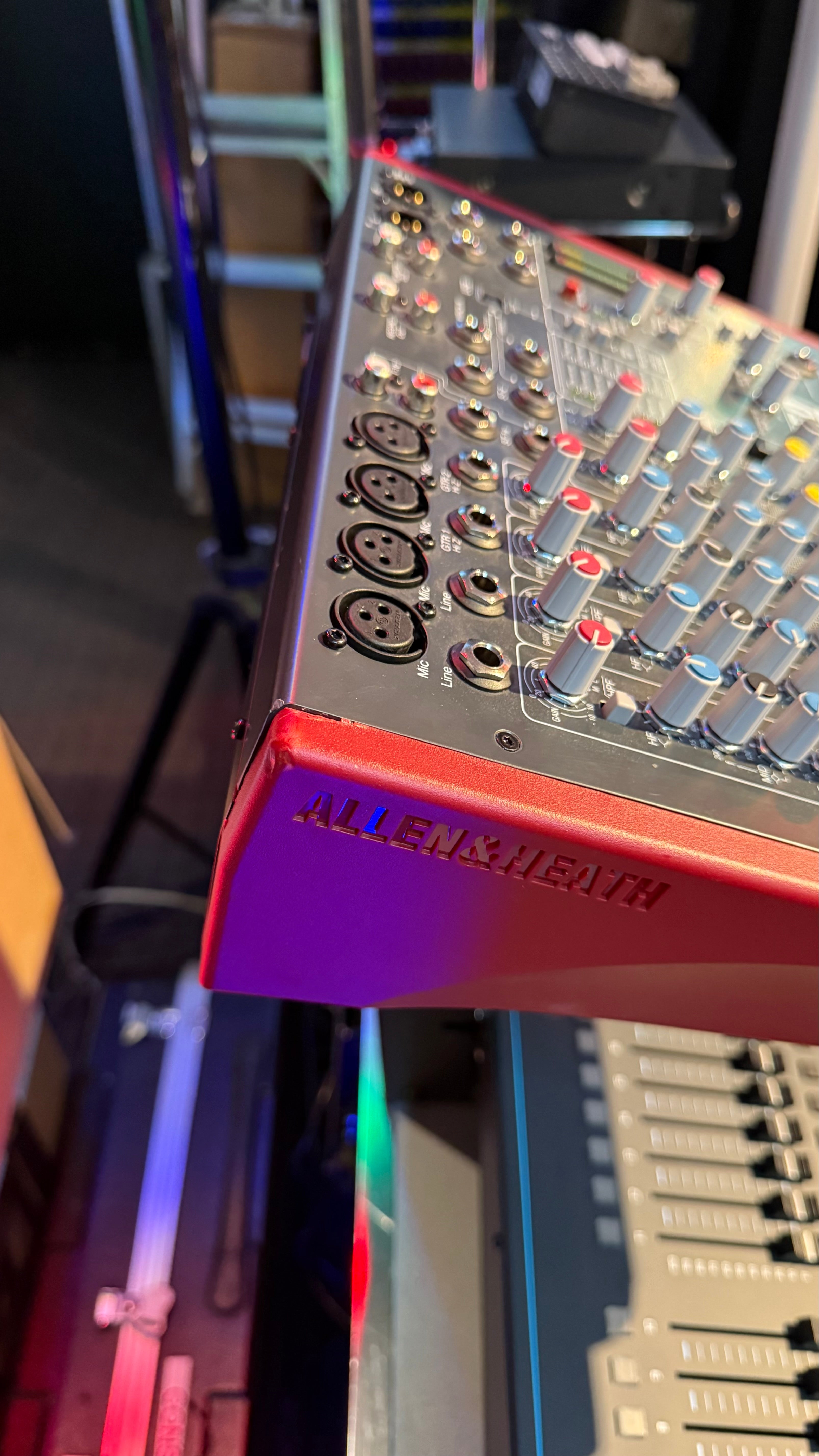 ALLEN & HEATH ZED60-10FX (Store demo) 4 Mono 2 Stereo channel Mixer with FX & USB in/out