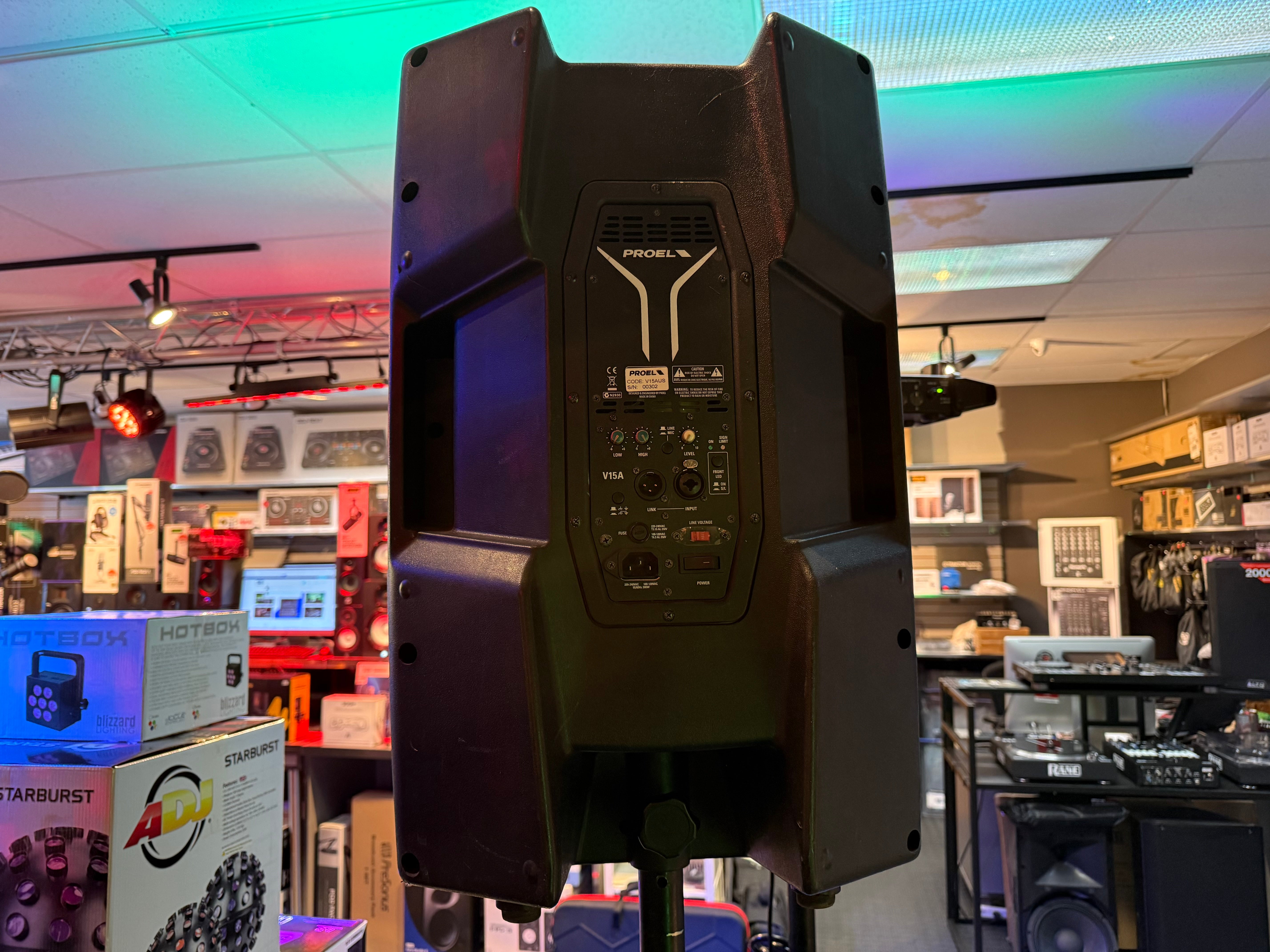 PROEL V15A (PAIR) Pre owned - clean - very good condition - 30 days warranty)