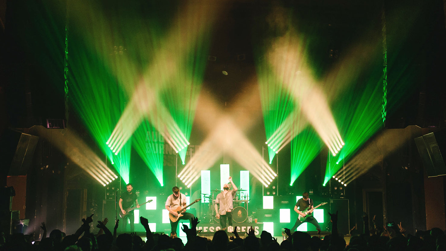 CHAUVET HURRICANE-2000 Fog Machine - Chauvet DJ HURRICANE 2000 Fog Machine