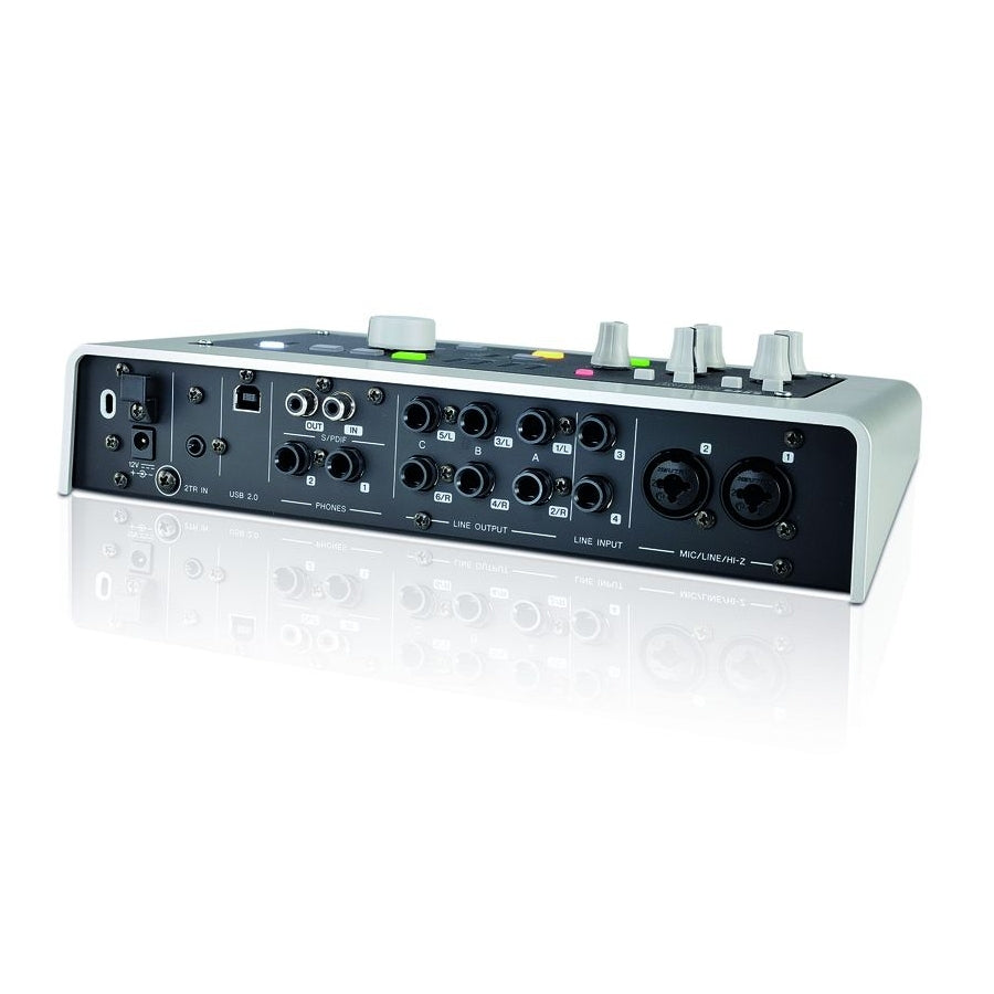 STEINBERG UR28M (Open box) - UR28M 6-in/8-out USB 2.0 audio interface