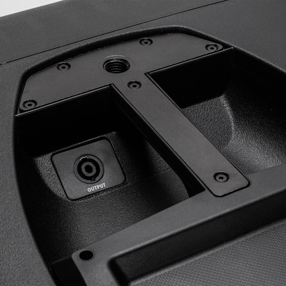 RCF-EVOX J8 - Digital active speaker system 8x2" drivers + 12" sub