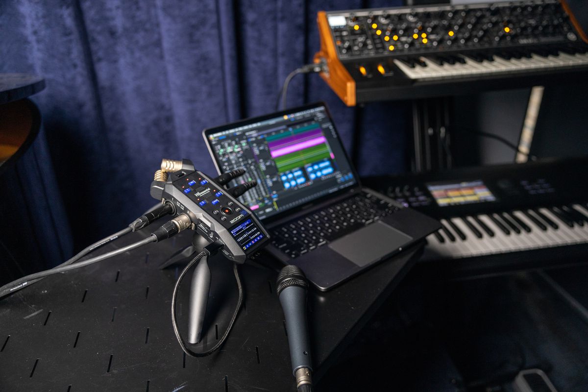 ZOOM H6 Essential (Open box) 6-track 32-bit float recorder with Dual A/D Converters (Copie)