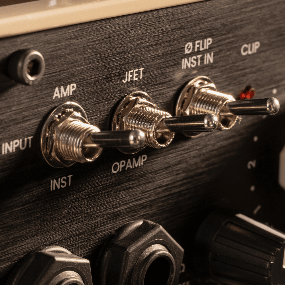 WARM WA-RA - Reamper All-Analog Studio Signal Conversion Device