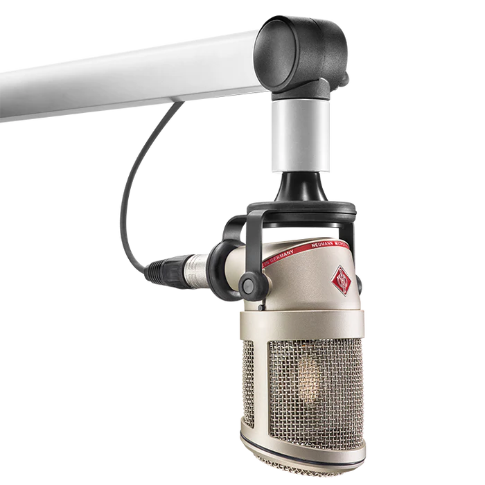 Neumann BCM 104 Large diaphragm cardioid condenser, built-in popscreen, removable basket, internal shockmount