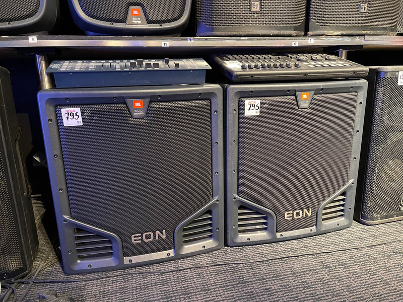 JBL EON518S ( 2 AVAILABLE - PRICE IS FOR (1) VERY CLEAN - WITH COVERS - 30 DAY'S WARRANTY  Portable Self-Powered 18", Bass-Reflex Design