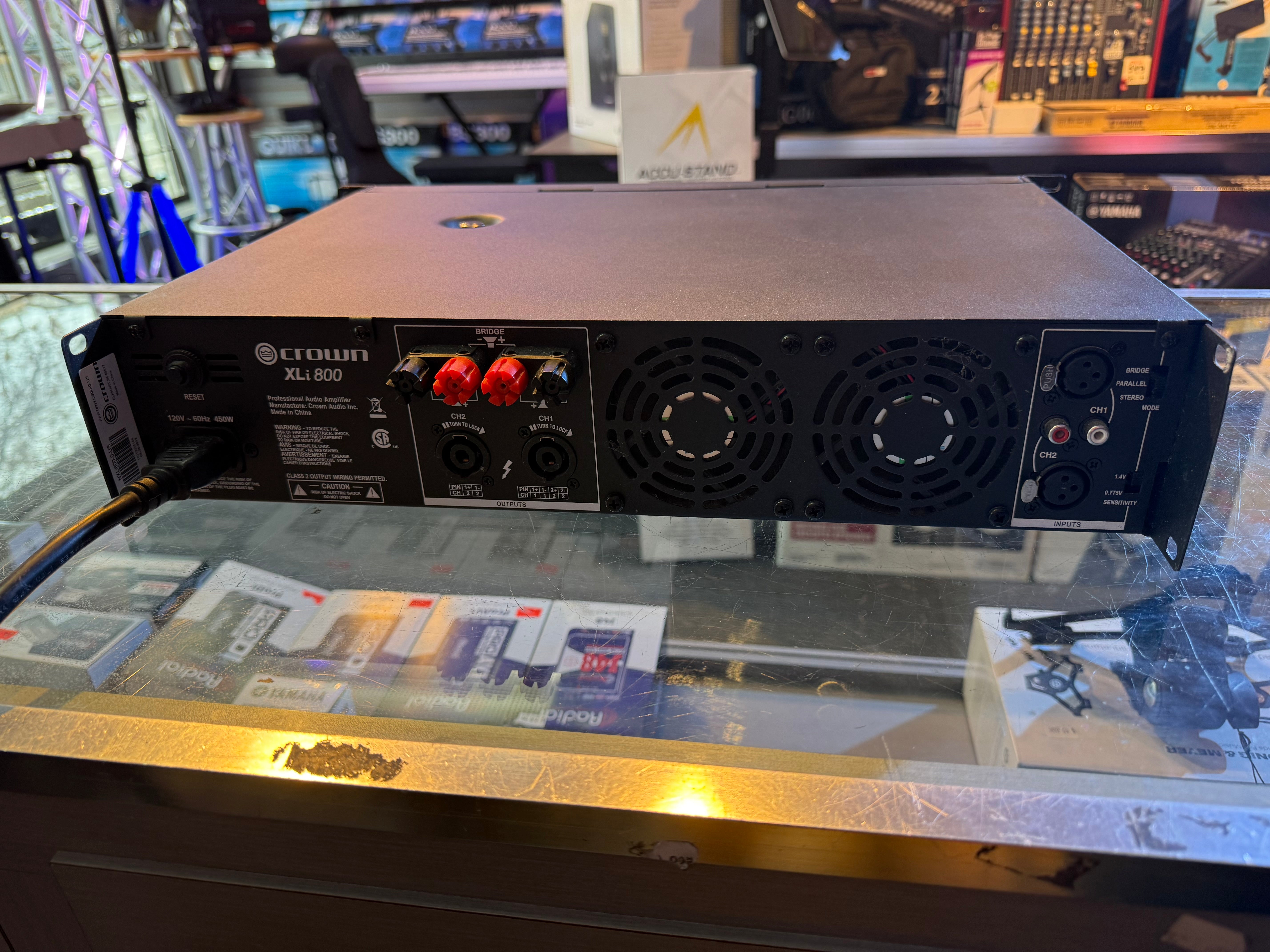 CROWN XLI 800 (Pre owned - Mint condition - 30 days warranty) Amplifier 2 X 300 WATT 4 OHM