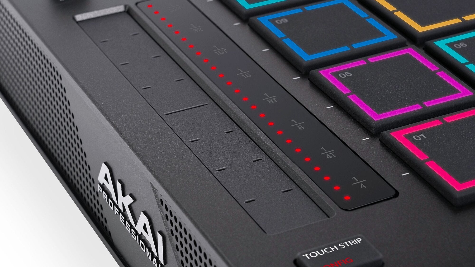 AKAI PRO MPC LIVE III - Music Production Center