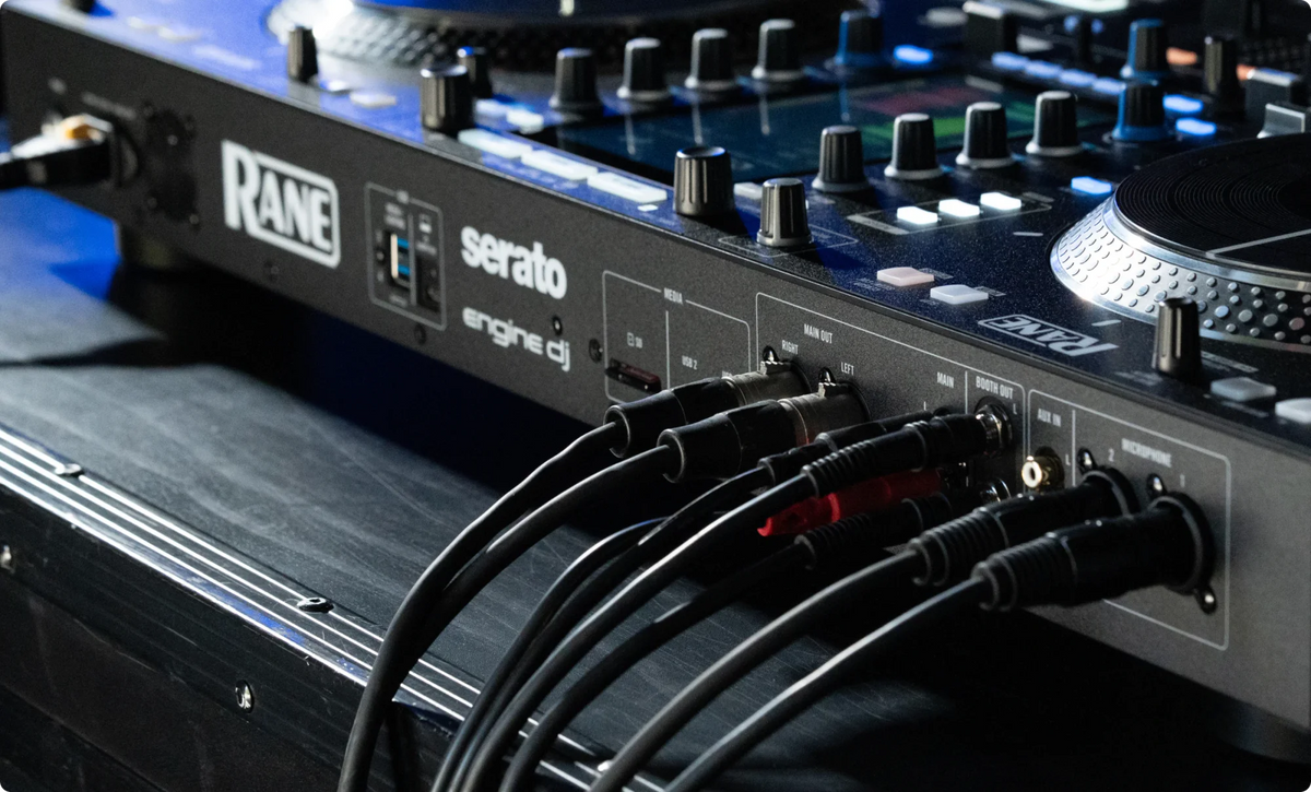 Back Rane Pichers RANE SYSTEM ONE - All in one standalone DJ controller