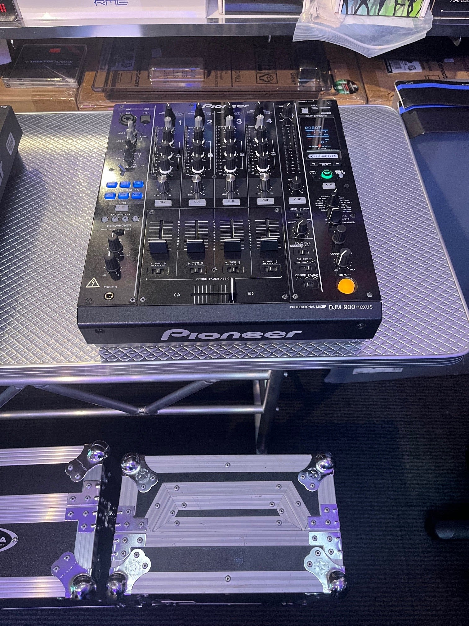 PIONEER DJ DJM-900NXS (Pre owned - clean - 30 Day's warranty)