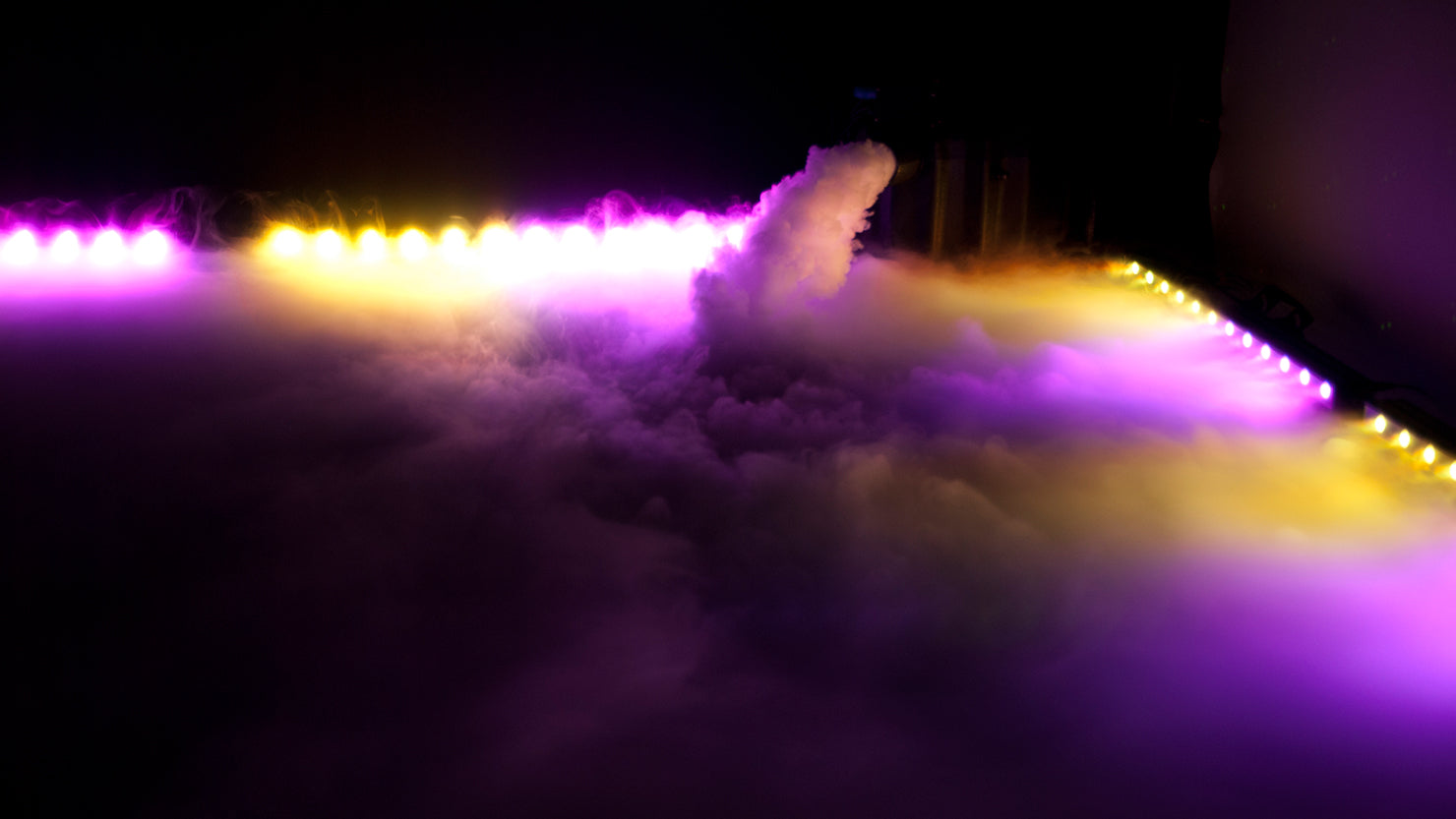 CHAUVET NIMBUS -  Professional Dry Ice Machine - Chauvet DJ NIMBUS Professional Dry Ice Machine Creates Thick Low-Lying Clouds That Hug The Floor - Nimbus