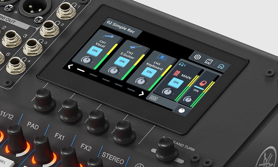 YAMAHA MGX12V - 18-Channel Digital Mixing Console with Video Interface