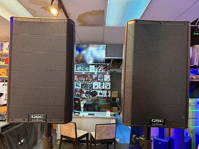 QSC K8.2 (2021 - The pair Pre owned - Like new - New tote included - 3.Months warranty)