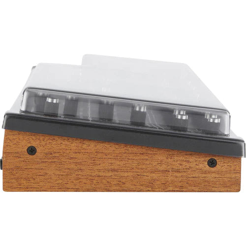 DECKSAVER DS-PC-REV2 - Decksaver DS-PC-REV2 Cover for Dave Smith Instruments Prophet Rev2 Desktop Synthesizer