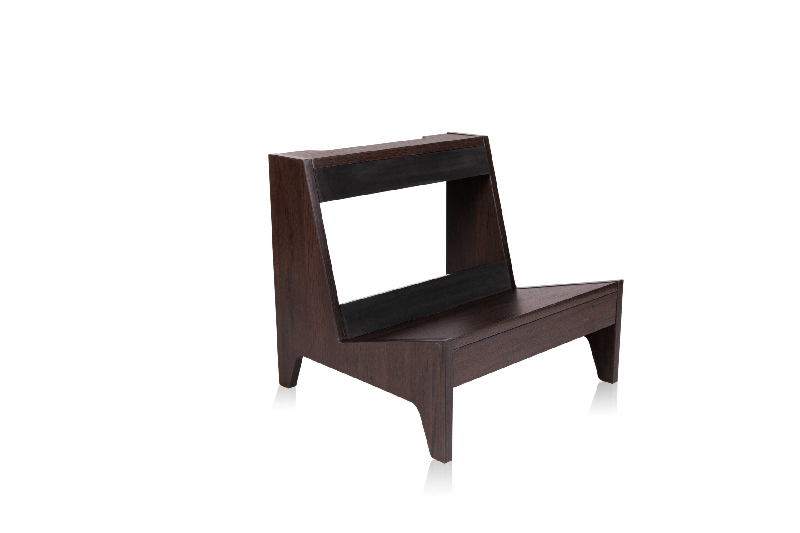 GATOR GFW-ELITEGTRAMPSM-BRN Elite Series Small Guitar Furniture Amp Stand - Brown Finish