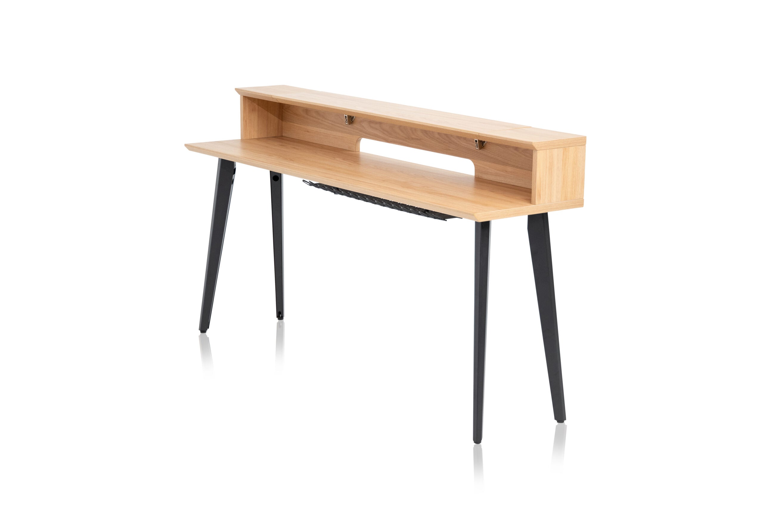 GATOR GFW-ELITEKEYTBL61-MPL Elite Furniture Series 61-Note Keyboard Table in Natural Maple Matte Finish