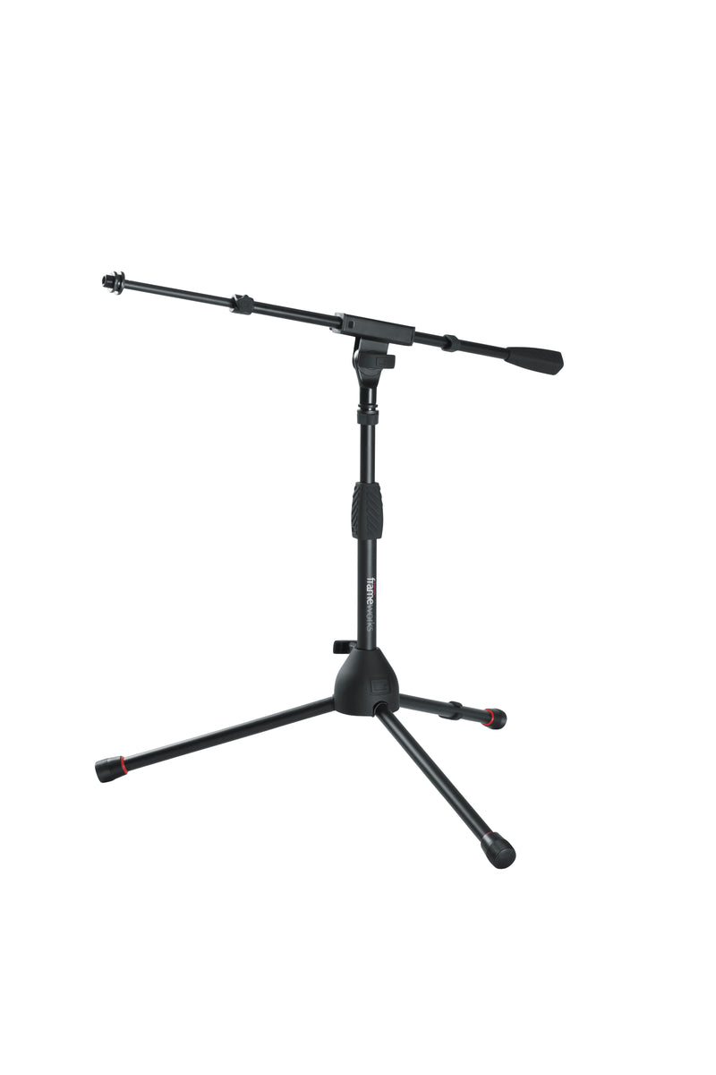 GATOR GFW-MIC-2621 Short tripod mic stand with collapsible tripod, telescoping boom and twist clutch. Perfect bass drum or amp mic placement.