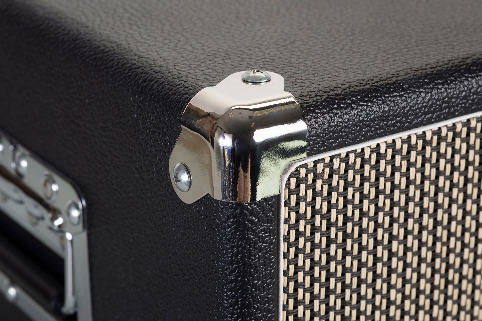 GATOR GR-RETRORACK-2BK 2U Vintage Amplifier Style, Black. - Vintage Amp Vibe Rack Case – 2U Black