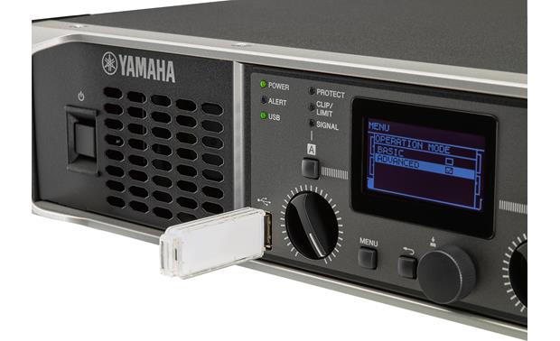 YAMAHA PX3 Power amplifier 2 x 500 watt (built in DSP)