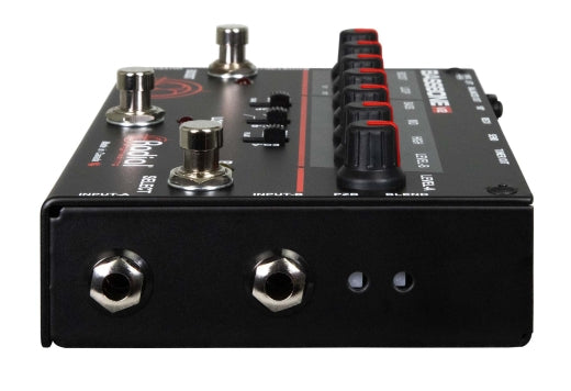 Radial Bassbone V2 - Radial Engineering BASSBONE V2 Tonebone 2-Channel Bass Preamp Pedal