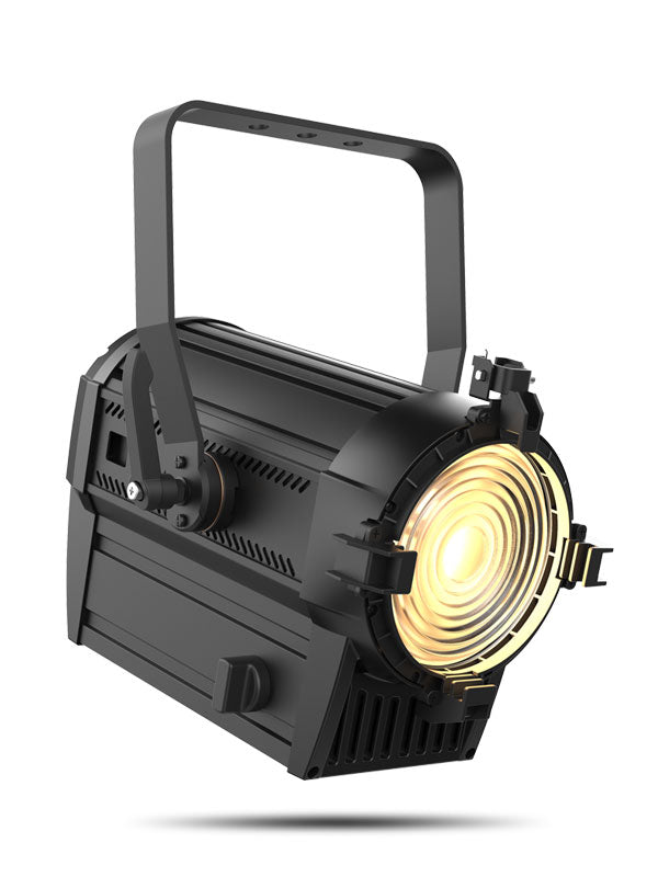 CHAUVET PRO OVATION-FD105WW -  A massive zoom range of 8° to 63° and a beautifully soft, warm white wash - Chauvet Professional OVATION-FD105WW Dimmable Warm White LED Fresnel