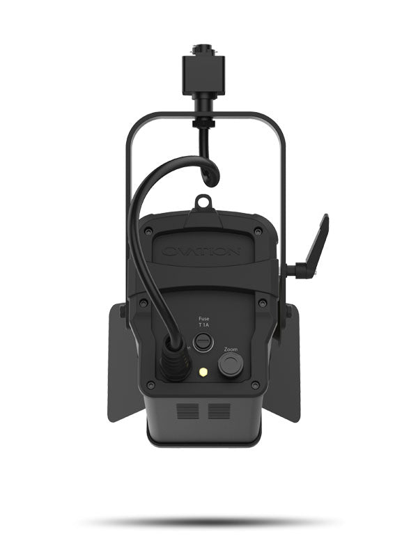 CHAUVET PRO OVATION-FTD55WW - projects a bright, beautifully soft field of light within a 20° – 75° field