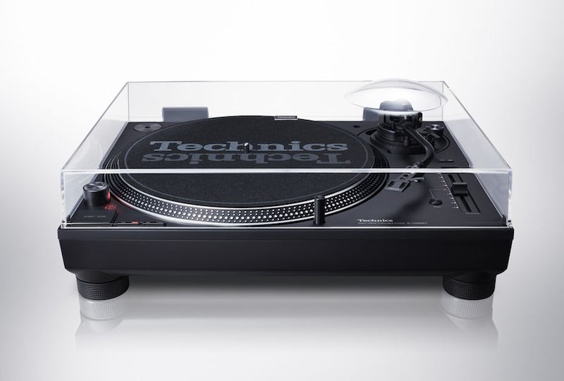 TECHNICS SL1200 MK7 - High torque professional dj turntable